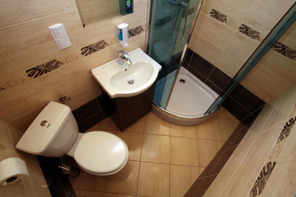 Momotown Privates Bed & Breakfast Krakow Oda fotoğraf