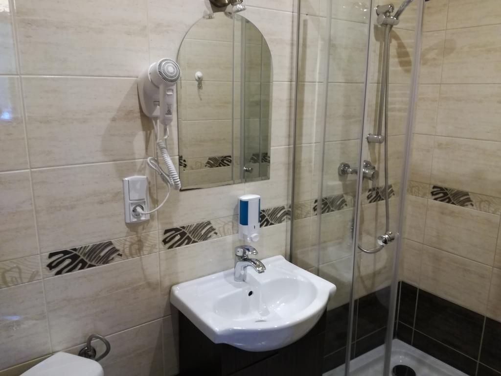 Momotown Privates Bed & Breakfast Krakow Dış mekan fotoğraf