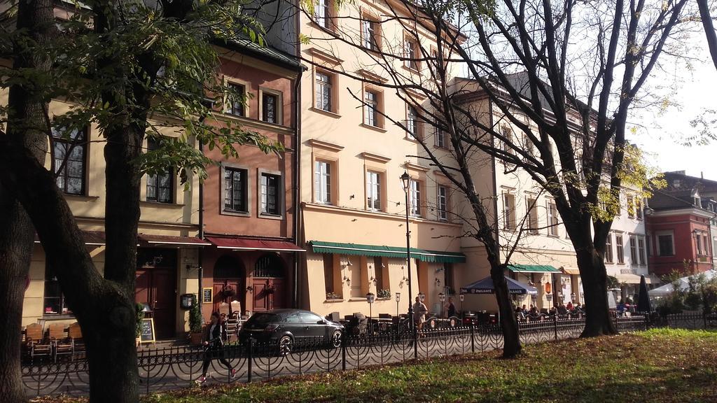 Momotown Privates Bed & Breakfast Krakow Dış mekan fotoğraf