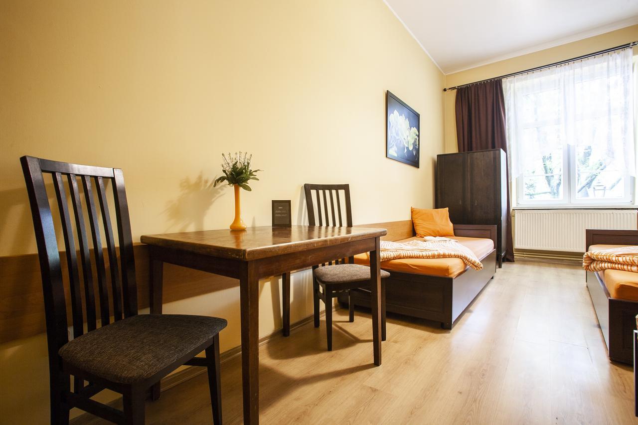 Momotown Privates Bed & Breakfast Krakow Dış mekan fotoğraf